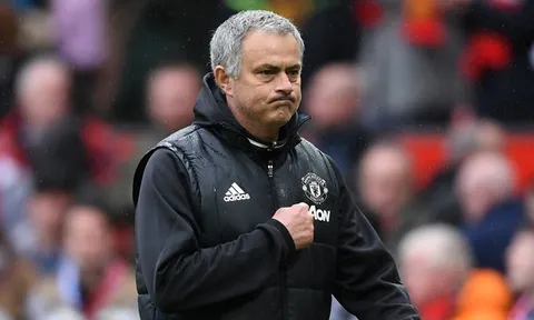 ‘MU thiếu may mắn, xứng đáng hưởng 3 quả penalty’
