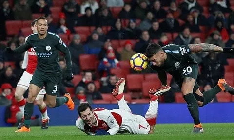 CĐV Arsenal: Đây là đội hình tệ nhất lịch sử CLB