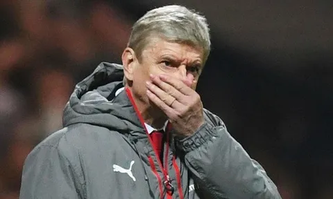 "CĐV Arsenal vô ơn, Wenger không đi đâu cả!"