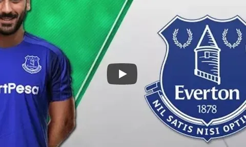 Cenk Tosun - tân binh 30 triệu bảng của Everton