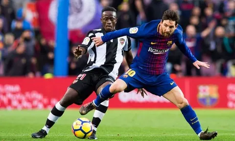 Chấm điểm Barcelona 3-0 Levante: Năm mới, Messi vẫn thế!