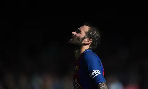 Chấn thương nặng, Vidal nhiều khả năng sẽ phải rời Barcelona