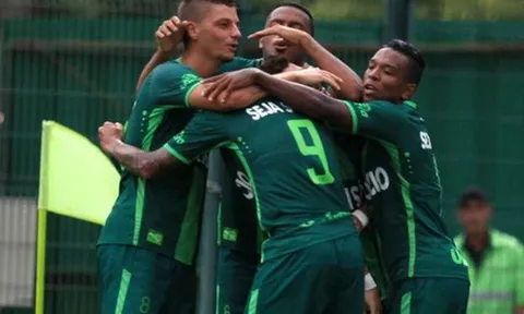 Chapecoense thắng trận đầu tiên sau thảm họa máy bay