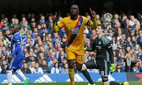 Benteke và những bàn thắng để đời