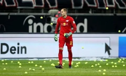 Chelsea nhắm “người nhện” Bundesliga thay Courtois