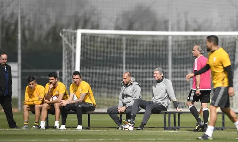 Chỉ một ngày sau khi hạ Porto, Juventus lại ra sân đấu tiếp
