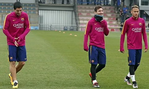 Chiến Villarreal, Suarez, Messi 'luyện' chống đẩy