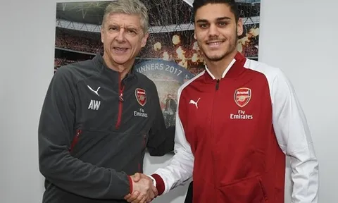 CHÍNH THỨC: Arsenal đón tân binh đầu tiên trong mùa Đông