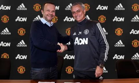 CHÍNH THỨC: Jose Mourinho gia hạn hợp đồng với Man United