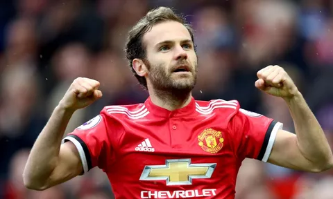 CHÍNH THỨC: Man Utd kích hoạt điều khoản gia hạn hợp đồng với Mata