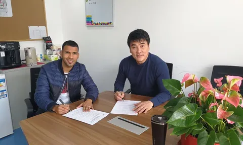 CHÍNH THỨC: Tài năng La Liga tiếp tục đổ bộ Trung Quốc