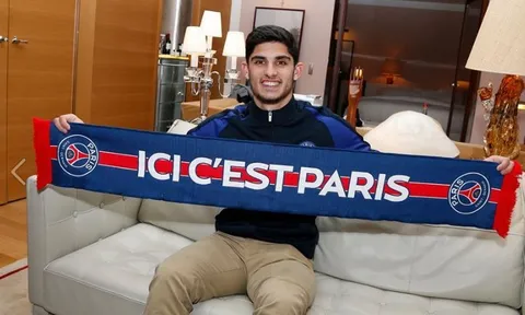 CHÍNH THỨC: Vượt Man United, PSG chiêu mộ thành công 'Ronaldo mới'