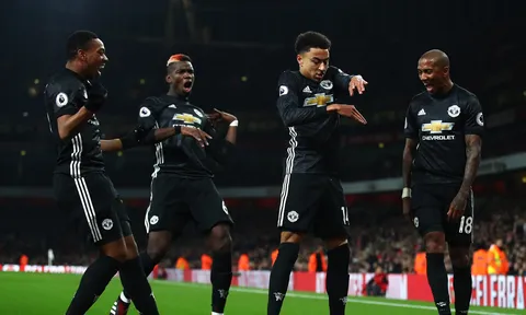 Chọc giận Man Utd, Sevilla lãnh đủ trước thềm Champions League