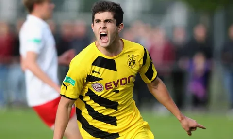 Christian Pulisic: Sao trẻ Dortmund khiến Liverpool mê mẩn