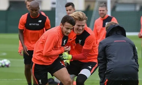 Chưa bổ sung lực lượng, Liverpool đã tiễn cầu thủ đầu tiên
