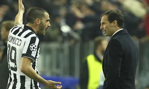 Chưa đá, Juventus đã 'đốt lưới' trước Porto 1 bàn
