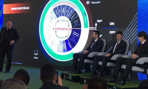 'Chúa nhẫn' tiếp tục ca ngợi Messi, 'chọc tức' CĐV Real