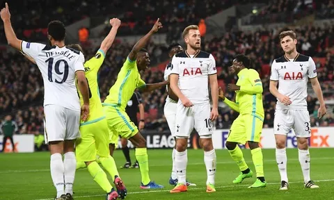 Chùm ảnh: Alli thẻ đỏ, Harry Kane phản lưới, Tottenham bị đá văng khỏi cúp châu Âu