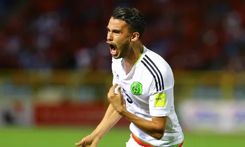 Chùm ảnh: Hạ Trinidad & Tobago, Mexico vững vàng ngôi đầu khu vực CONCACAF