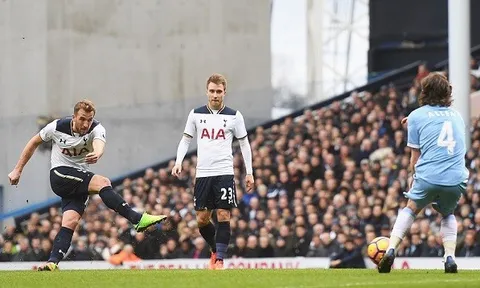 Chùm ảnh: Hat-trick của Harry Kane giúp Tottenham hủy diệt Stoke City