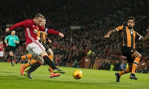 Chùm ảnh: Hull City thất thủ hai bàn không gỡ trước Quỷ đỏ