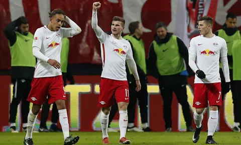 Chùm ảnh: Leipzig đè bẹp Frankfurt, viết tiếp giấc mơ ở Bundesliga