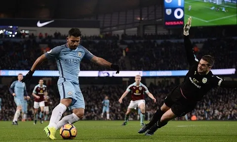 Chùm ảnh: Man City vượt khó trước Burnley