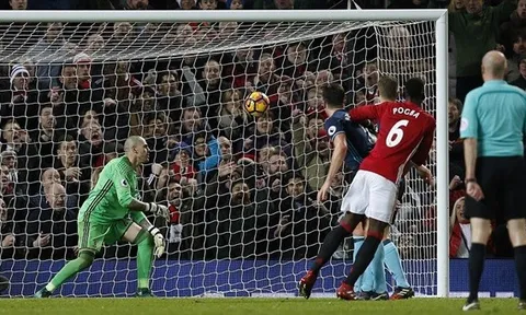 Chùm ảnh: Man Utd nhọc nhằn vượt qua Middlesbrough ở những phút cuối