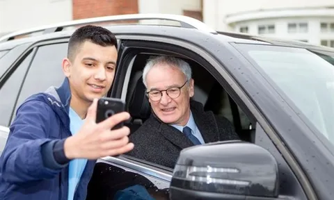 Chùm ảnh: Ranieri đầy rạng rỡ trước giờ tạm biệt Leicester