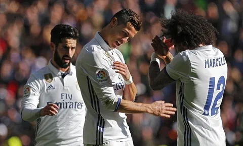 Chùm ảnh: Real vùi dập Granada 5 bàn không gỡ