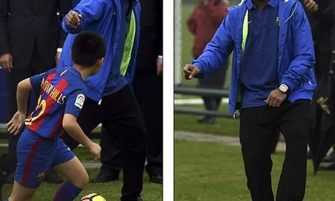 Chùm ảnh: Ronaldinho tận tình truyền nghề cho các sao nhí Trung Quốc
