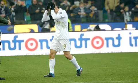 Chùm ảnh: Thua ngược Udinese, Milan tiếp tục rơi tự do