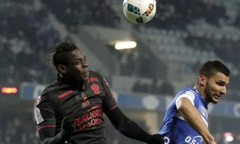 Cổ động viên phân biệt chủng tộc với Balotelli chịu án phạt