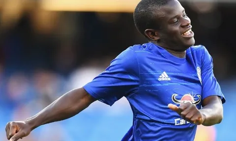 Conte phản pháo Ranieri: "Kante thích nghi cực tốt tại Chelsea"