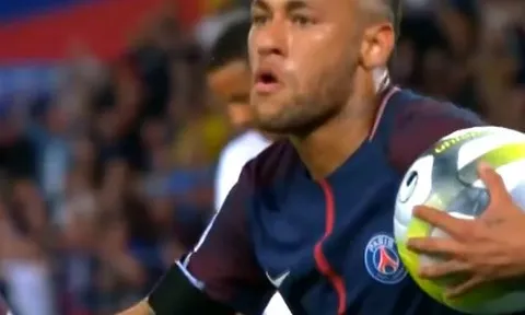 Coutinho liệu có vượt qua được cái bóng của Neymar?