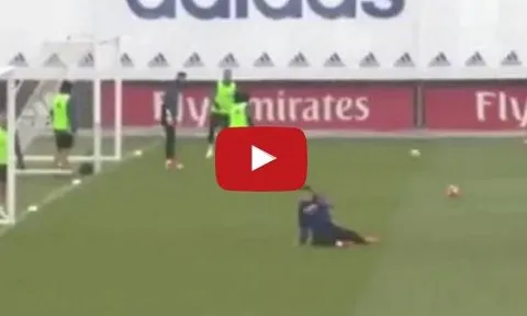 Cristiano Ronaldo dứt điểm rất đẳng cấp trong buổi tập cùng Real Madrid