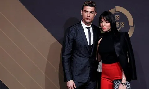 Cristiano Ronaldo hỏi ý Scolari, muốn kết thúc sự nghiệp ở Trung Quốc
