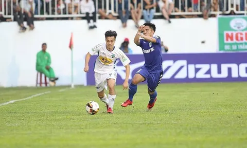 TRỰC TIẾP Vòng 1 V-League 2018: Văn Toàn suýt mở điểm cho HAGL, Hoàng Thiên quân bình tỷ số cho SGFC
