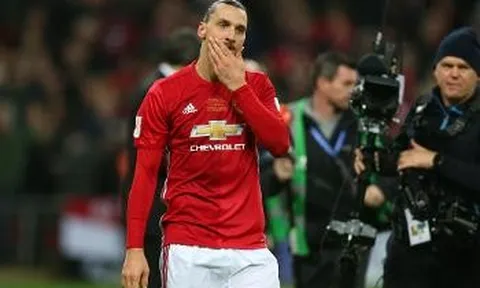 Cú sút 11m tệ hại của Ibrahimovic vs Bournemouth