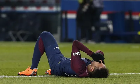 CỰC NÓNG: Chấn thương nặng, Neymar vắng đại chiến với Real