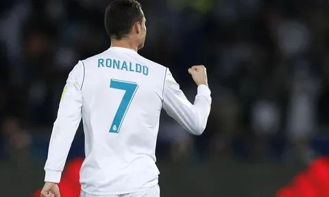 CỰC NÓNG: Chiều lòng Ronaldo, Real Madrid nâng lương cực khủng