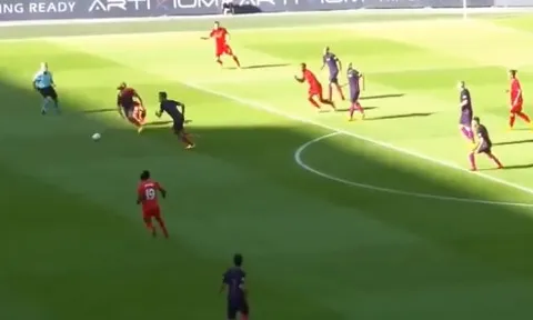 Cuộc đối đầu trực tiếp giữa Coutinho và Barcelona vào năm ngoái