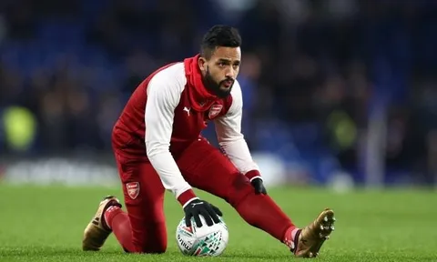 Cuộc đua Theo Walcott: Everton ra giá, Southampton cần nhanh chân