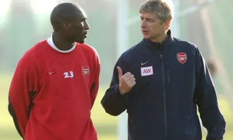 Cựu Pháo thủ tiết lộ tương lai của Wenger