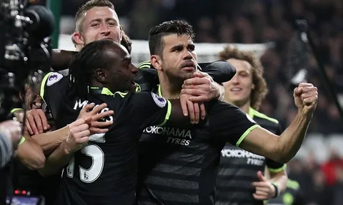 Đả bại West Ham, Chelsea chạm một tay vào ngôi vương