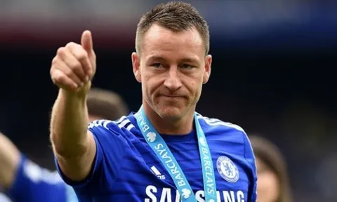 Đá phạt, khống chế bóng,... đừng đùa với John Terry