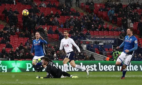Đại thắng nhược tiểu, Tottenham ghi danh vào tứ kết FA Cup