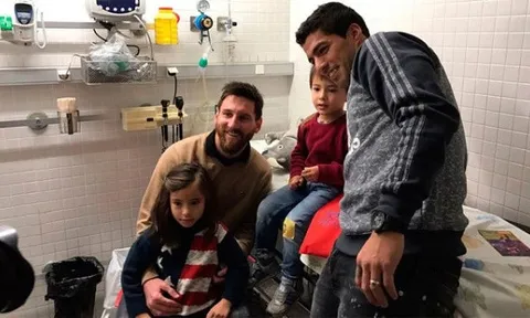 Dàn sao Barca ghé thăm bệnh viện trẻ em đầu năm mới