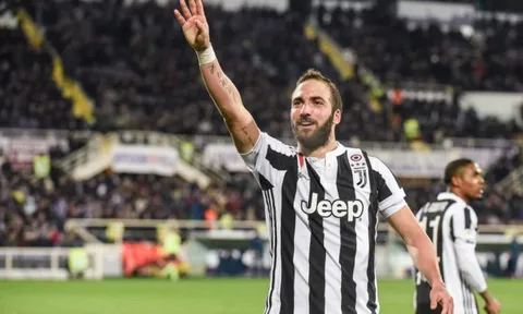 Đáp trả chỉ trích, Higuain: "Ngồi nhà thì cái gì chẳng dễ"