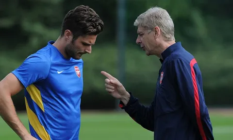 Đây, lý do Arsenal đẩy Giroud tới Chelsea
